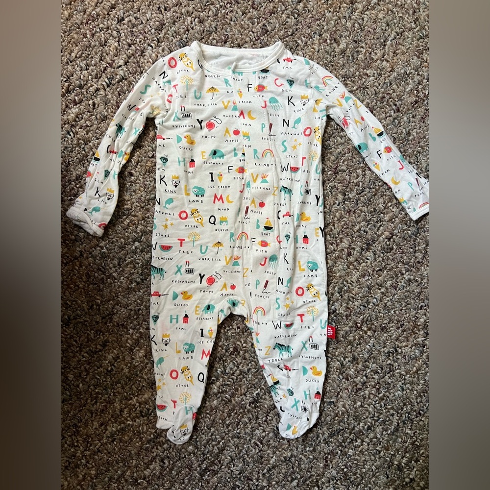 Alphabet magnetic me pajama
